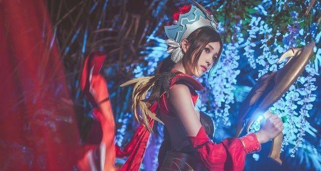 王者荣耀虞姬邪恶本子,开大走光(虞姬在游戏中赤裸地展示出自己的魅力)