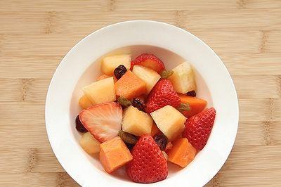 《波西亚时光水果沙拉制作攻略》（游戏中的美食）