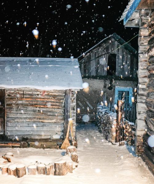 我的世界中如何出现雪？