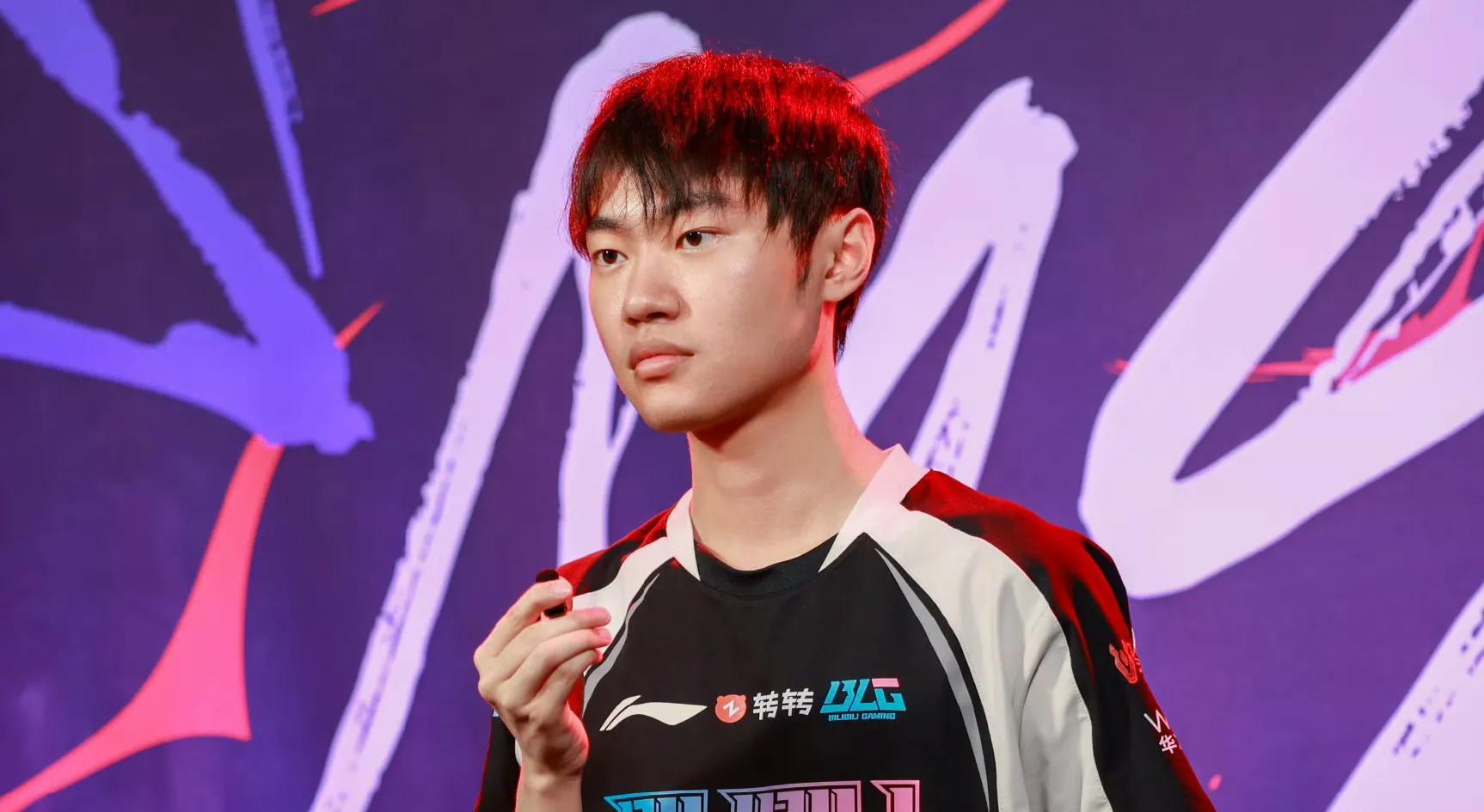 海外网友热议AL3-0BLG:ON彻底发狂了！Bin打出了身败名裂的发挥