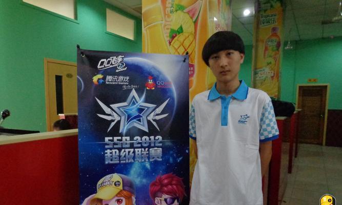《超级足球巨星2012》中的大力金刚腿——攻防一体的绝佳技巧（让你的角色在游戏中脱颖而出）